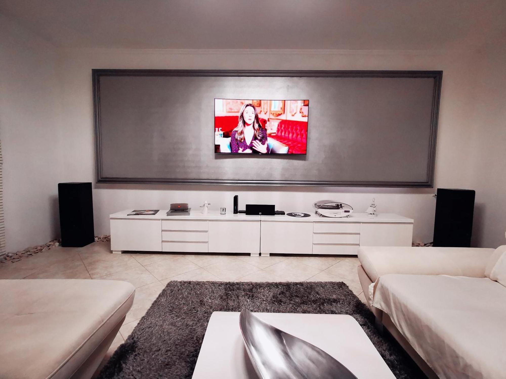 Apartamento Luxury Basement In The Surrounding Of Budapest Mogyoród Exterior foto